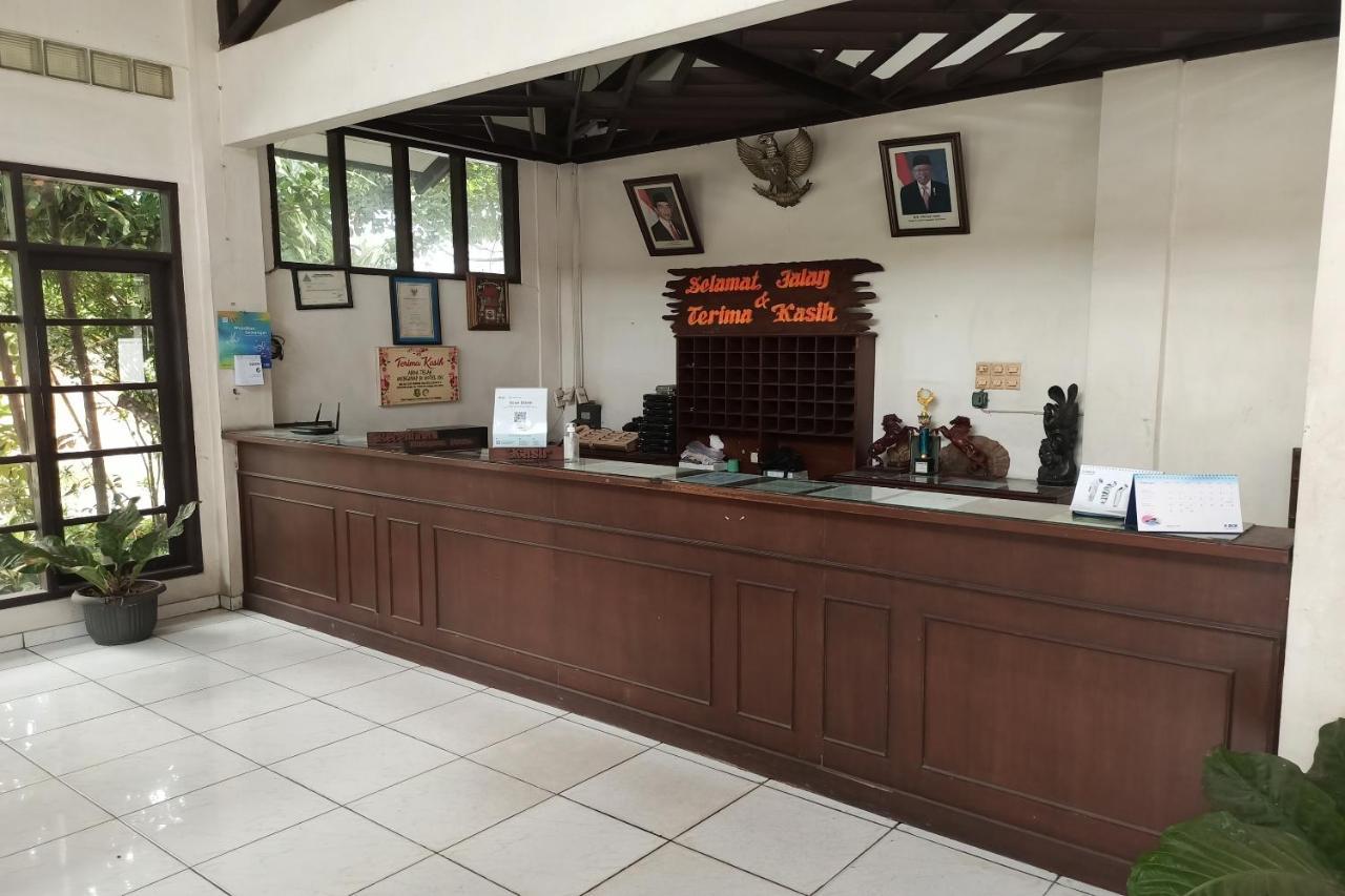 Oyo 92324 Hotel Sinar Rejeki Sukabumi Eksteriør billede